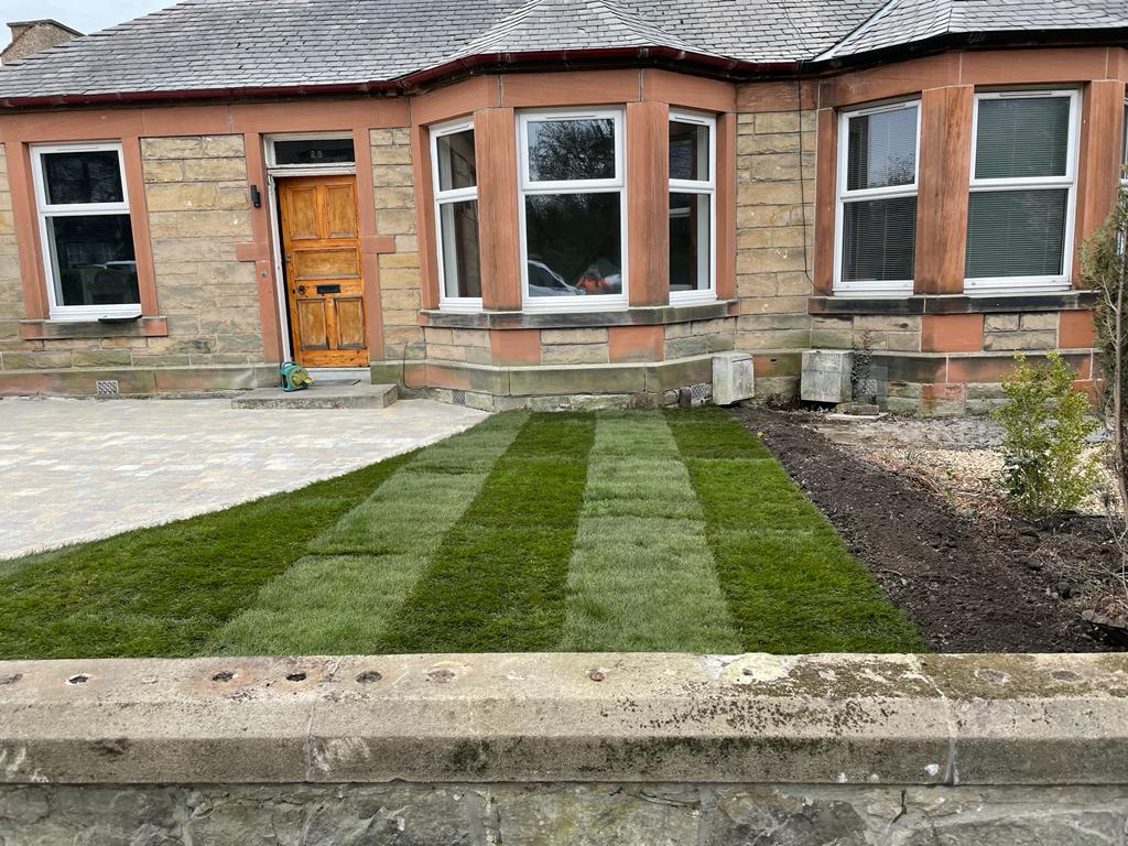 new monoblock driveway in duddingston, edinburgh, lothians