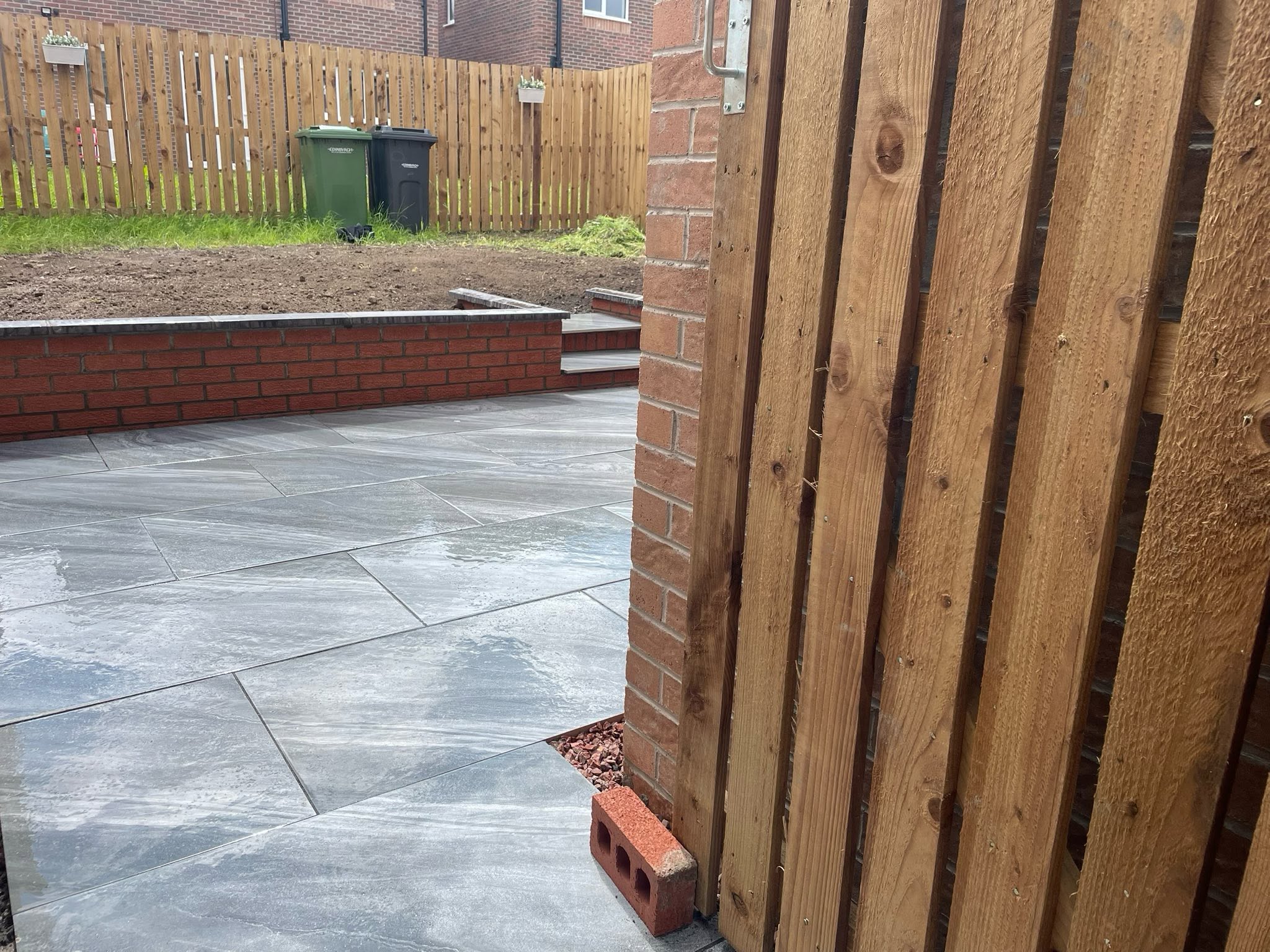 Porcelain Patio and Walling - Shawfair, Edinburgh