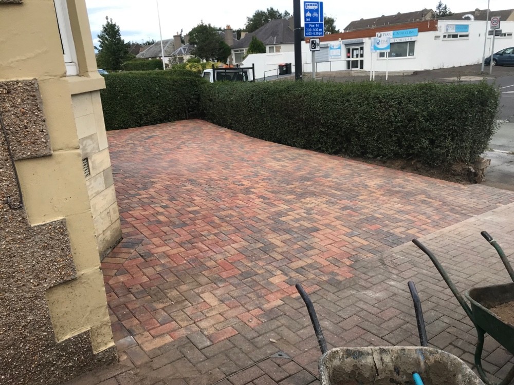 Edinburgh Monoblock Driveway Installers 