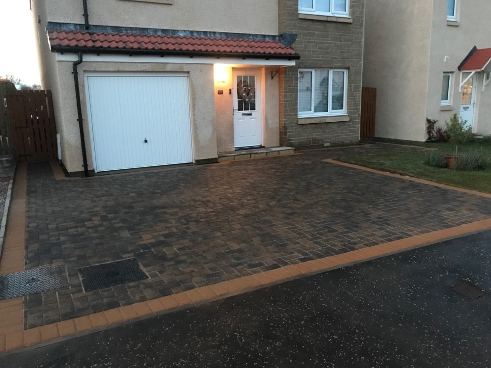 Edinburgh Monoblock Driveway Installers 