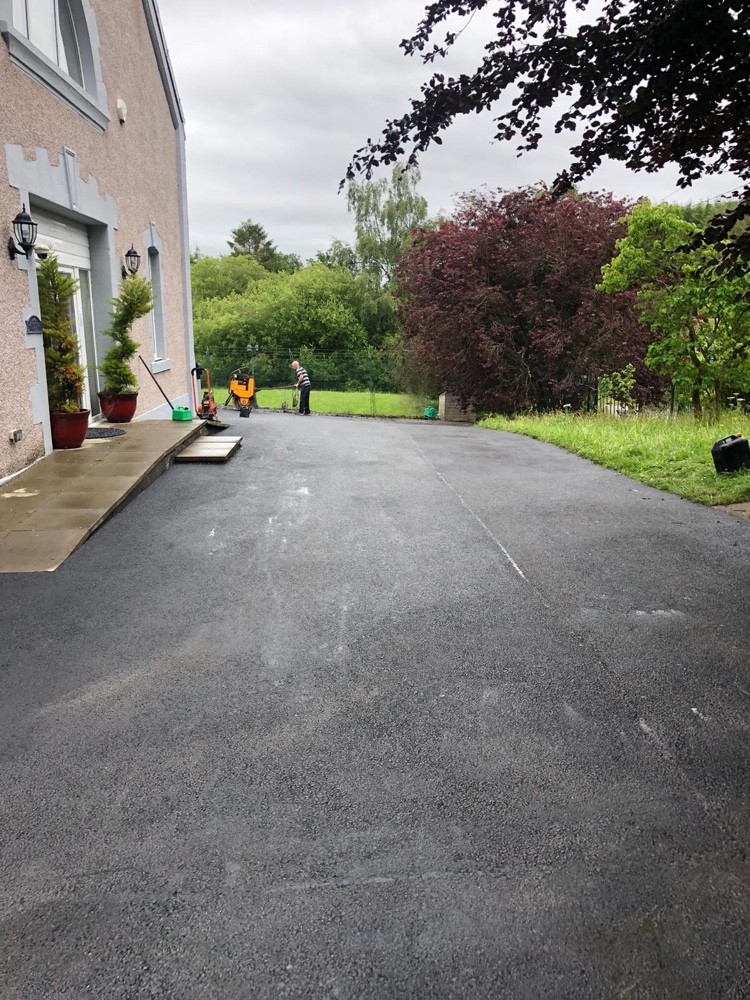 Edinburgh Tarmac Driveway Installations