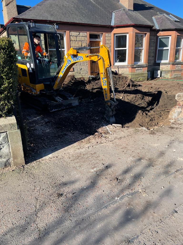 new monoblock driveway in edinburgh, preparation work